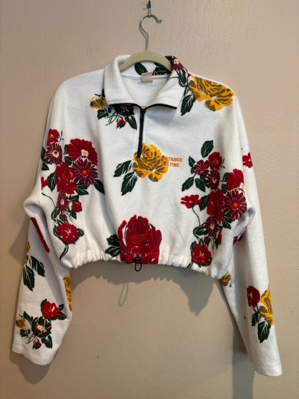 Urban Outfitters Super Soft Vibrant Floral Pullover Sweatshirt, Women’s size L